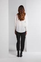 Load image into Gallery viewer, LANIA Hunter Shirt. 3587