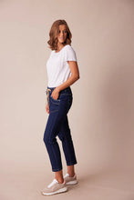 Load image into Gallery viewer, LANIA Boyfriend Jean. (No side tape) 2760N