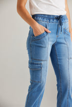 Load image into Gallery viewer, LANIA Tyler Jean 3410  (Distressed Denim)
