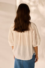 Load image into Gallery viewer, LANIA Villa Shirt.        3833

