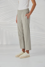Load image into Gallery viewer, LANIA  Trader Pant.....     4001
