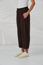 Load image into Gallery viewer, LANIA   Barrel Pant.   4009
