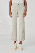 Load image into Gallery viewer, LANIA............. Scallop Jean.
