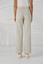 Load image into Gallery viewer, LANIA Chrome Jean.........Almond............   4034
