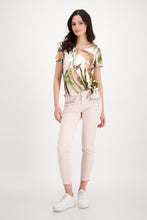 Load image into Gallery viewer, MONARI T.SHIRT Palm All Over.       407749
