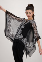 Load image into Gallery viewer, MONARI Blouse. Cloth form Ornament.   407885
