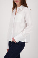 Load image into Gallery viewer, MONARI .     Shirt Collar Blouse.     410380
