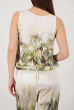 Load image into Gallery viewer, MONARI Tropical Print Top.                                    410698
