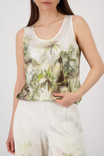 Load image into Gallery viewer, MONARI Tropical Print Top.                                    410698
