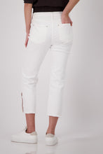 Load image into Gallery viewer, MONARI  Anna Short Pants...........................410758
