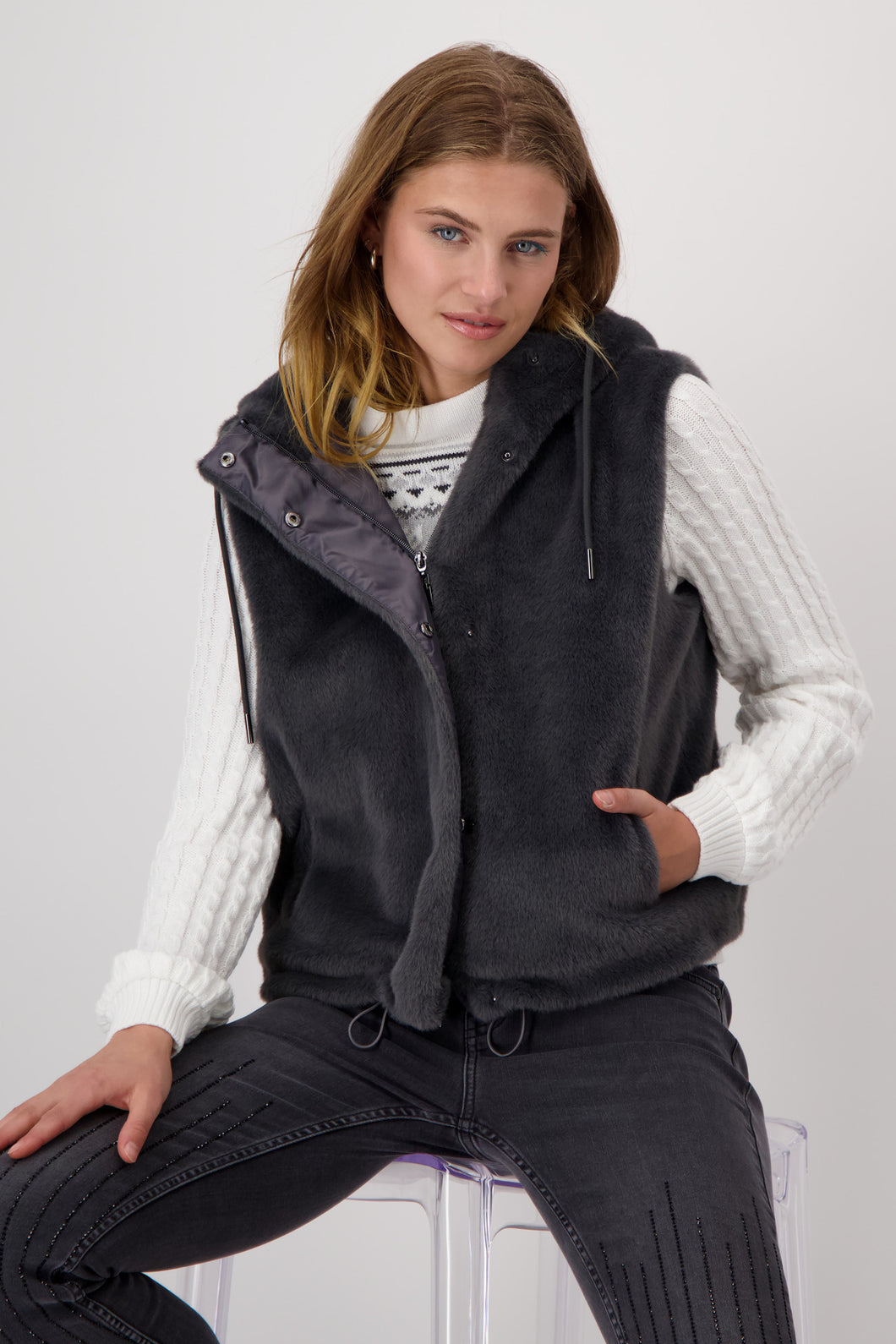 MONARI                 Faux Fur Vest.... with Hood.                                 808262