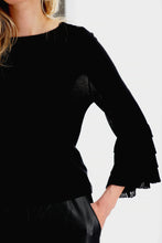Load image into Gallery viewer, MONARI   Pullover with Flounce Sleeves....    809015
