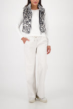 Load image into Gallery viewer, MONARI       Waistcoat (Faux Fur) Leopard Print.    809633
