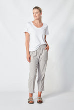 Load image into Gallery viewer, VERGE Acrobat Essex Pant.   5621LW
