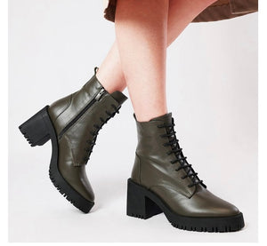 NEO Ankle Boot with Zip Side.