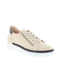 Load image into Gallery viewer, JOSE SAENZ. (By NEO SHOES) Lace up/side zip sneaker.  2001
