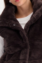 Load image into Gallery viewer, MONARI     Faux Fur Waistcoat.                      809280
