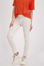 Load image into Gallery viewer, MONARI Jeans with Rhinestone.     406627
